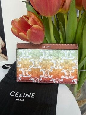 SOLD 🩷 CELINE Triomphe Card Holder in Sunset